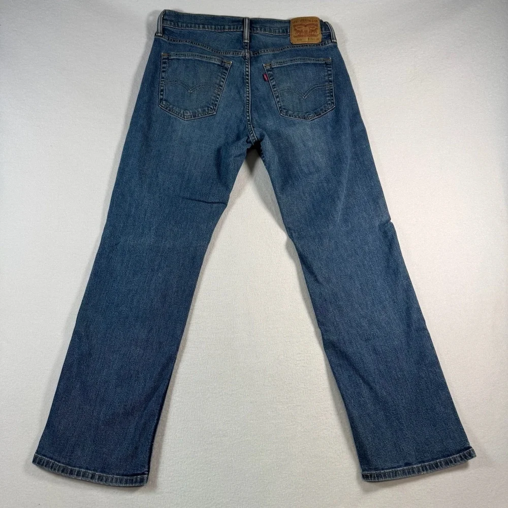 Levis Jeans Mens 34 Straight Blue 559 Mid Rise Medium Wash